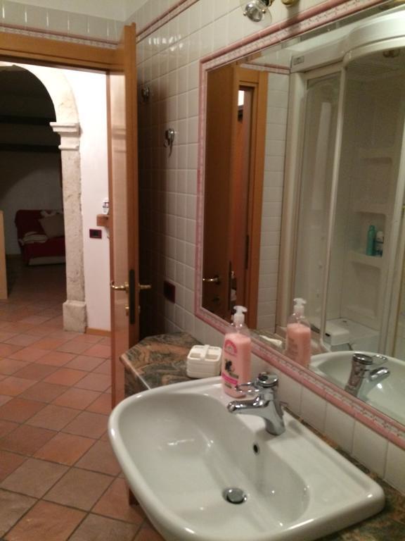 Villa Linfano Torbole Sul Garda Bagian luar foto